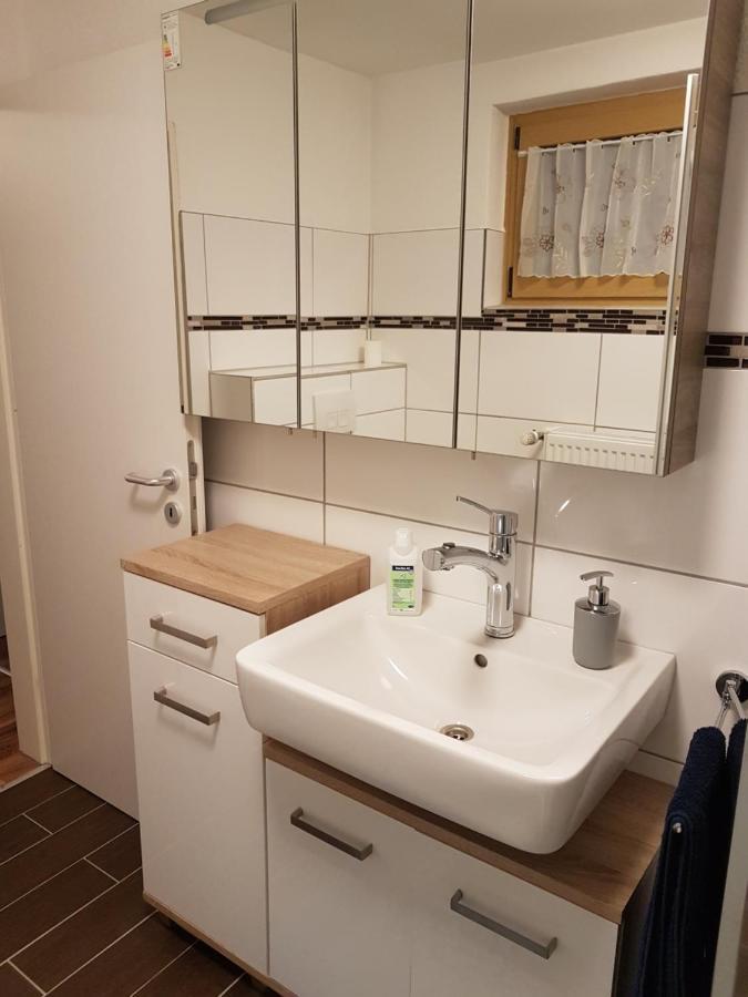 Ferienwohnung- Sarah Hahnstatten Bagian luar foto