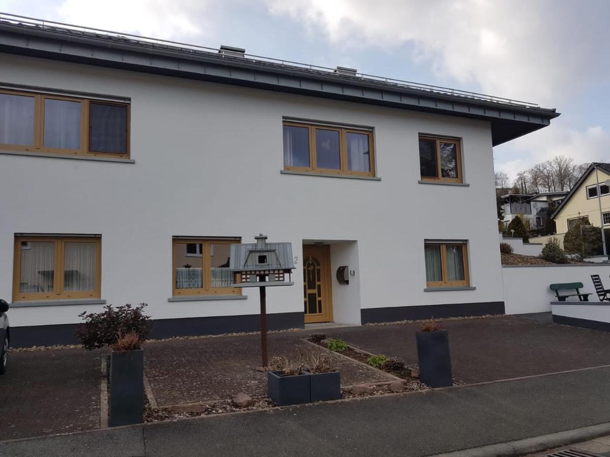 Ferienwohnung- Sarah Hahnstatten Bagian luar foto